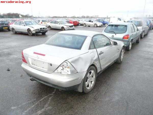 Se vende mercedes slk por piezas