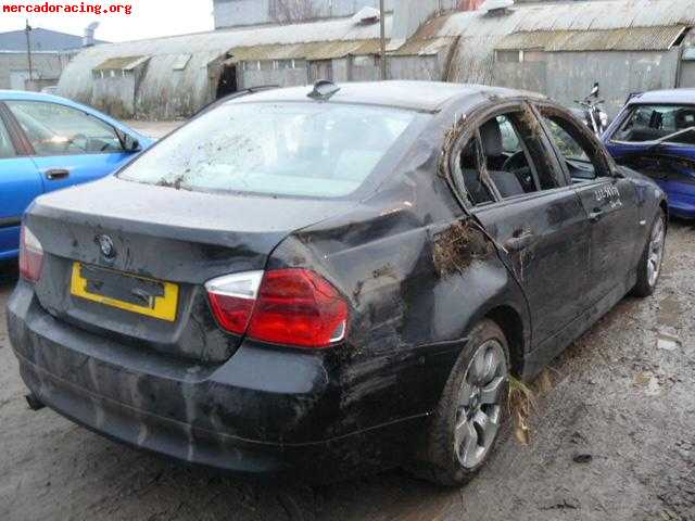 Se vende bmw 320d año 2006 por piezas