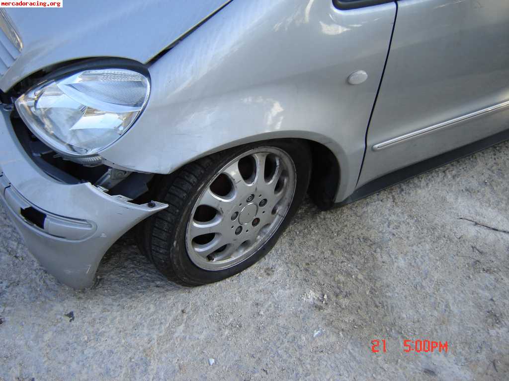 Se vende mercedes a170cdi año 2002 por piezas