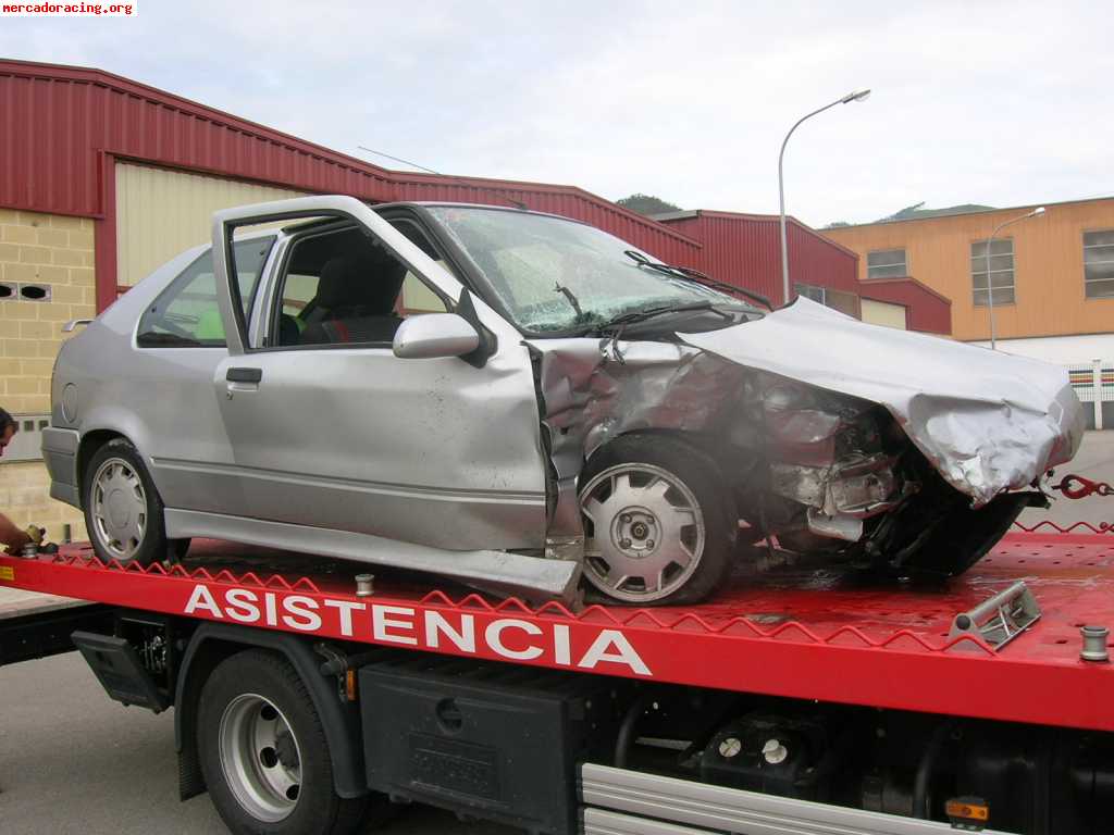 Subasta de siniestro de renault 19 16v (no despiezo)