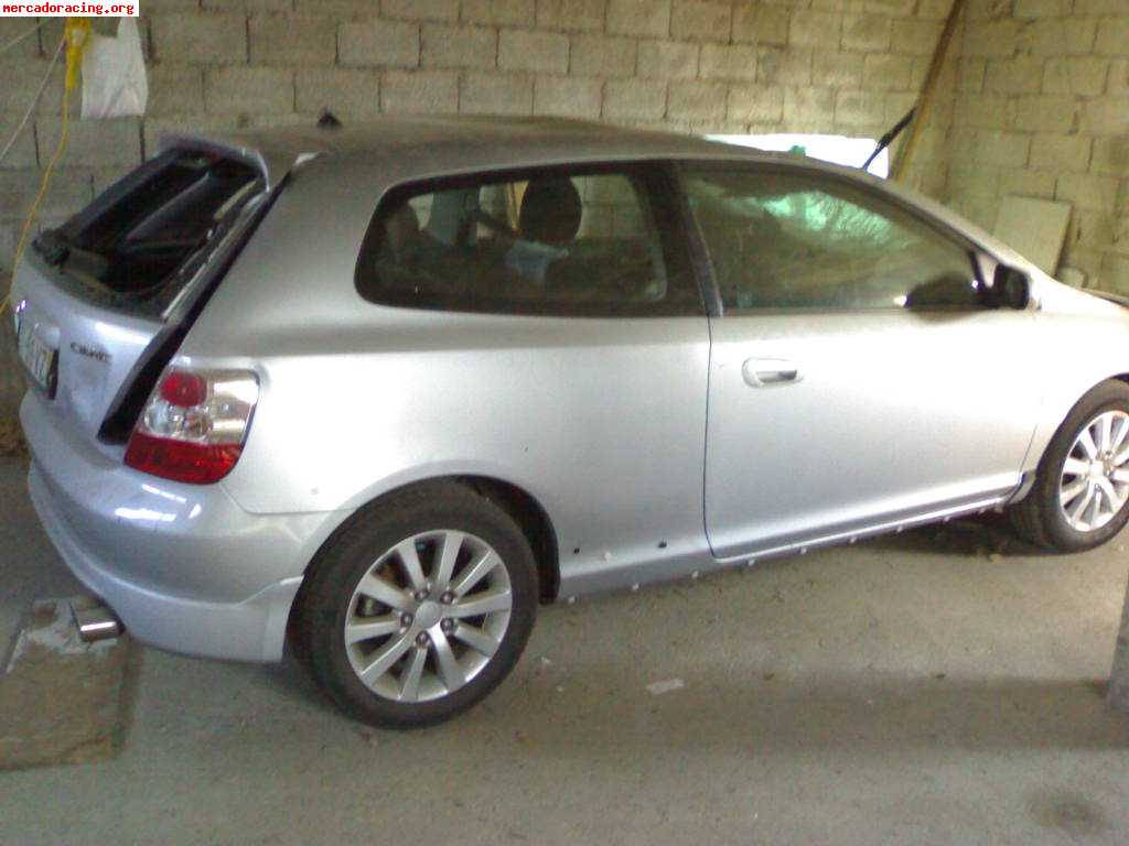 Vendo civic 1.4 sport 2004 por piecas