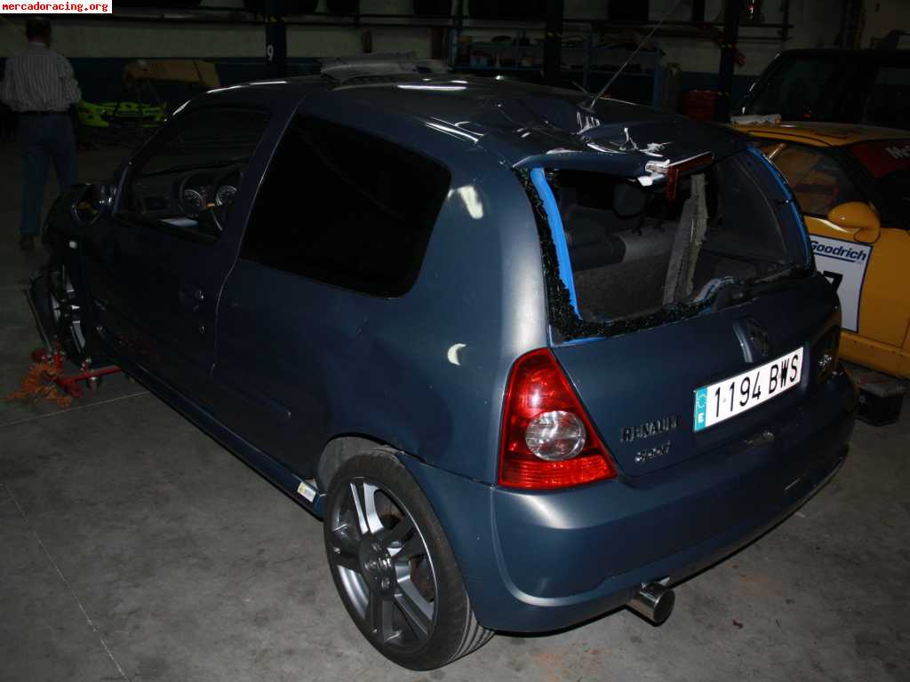 Siniestro clio sport 2002