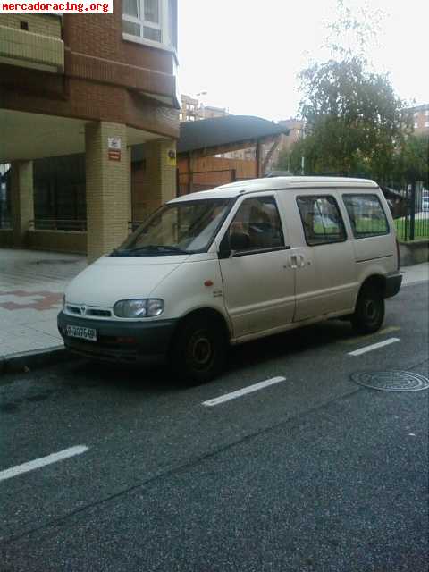 Nissan vanette