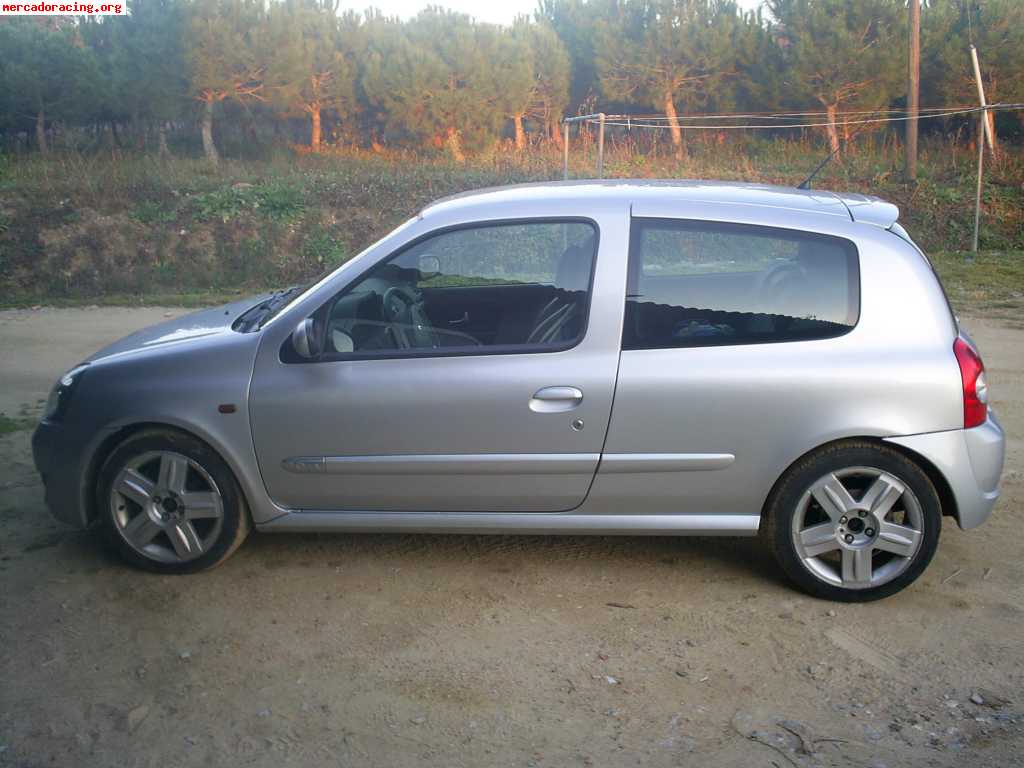 Clio sport 2002