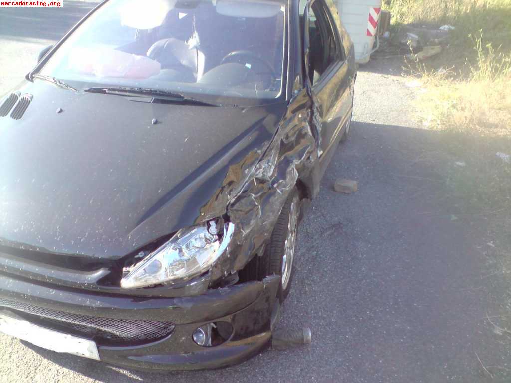 Se vende siniestro documentado entero o se cambia 206 gti 20