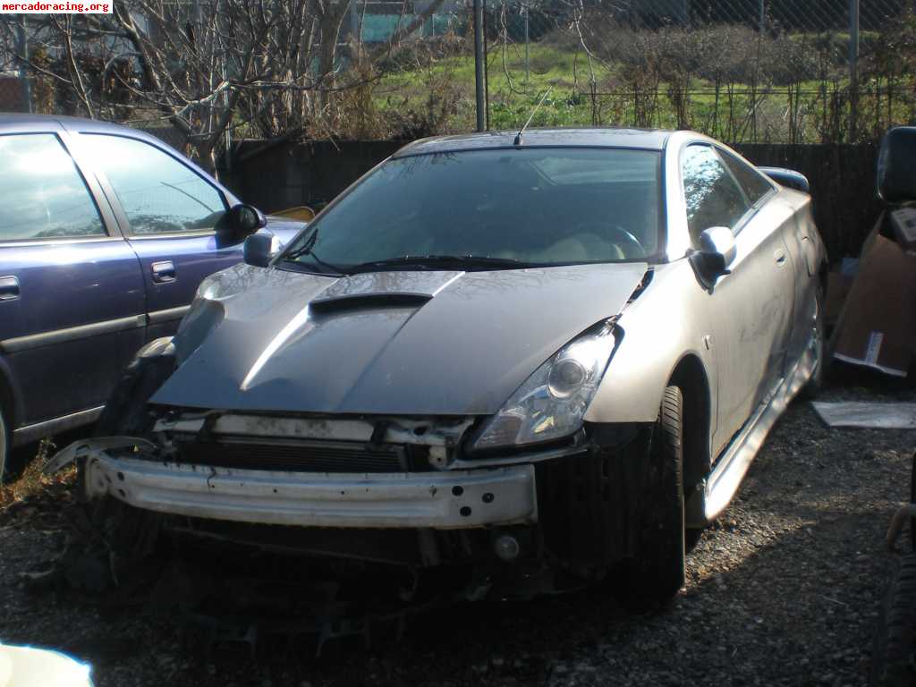 Se vende toyota celica siniestrado