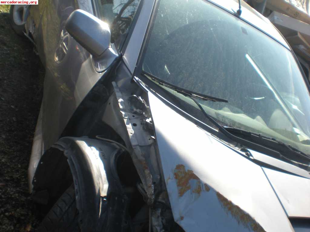 Se vende toyota celica siniestrado