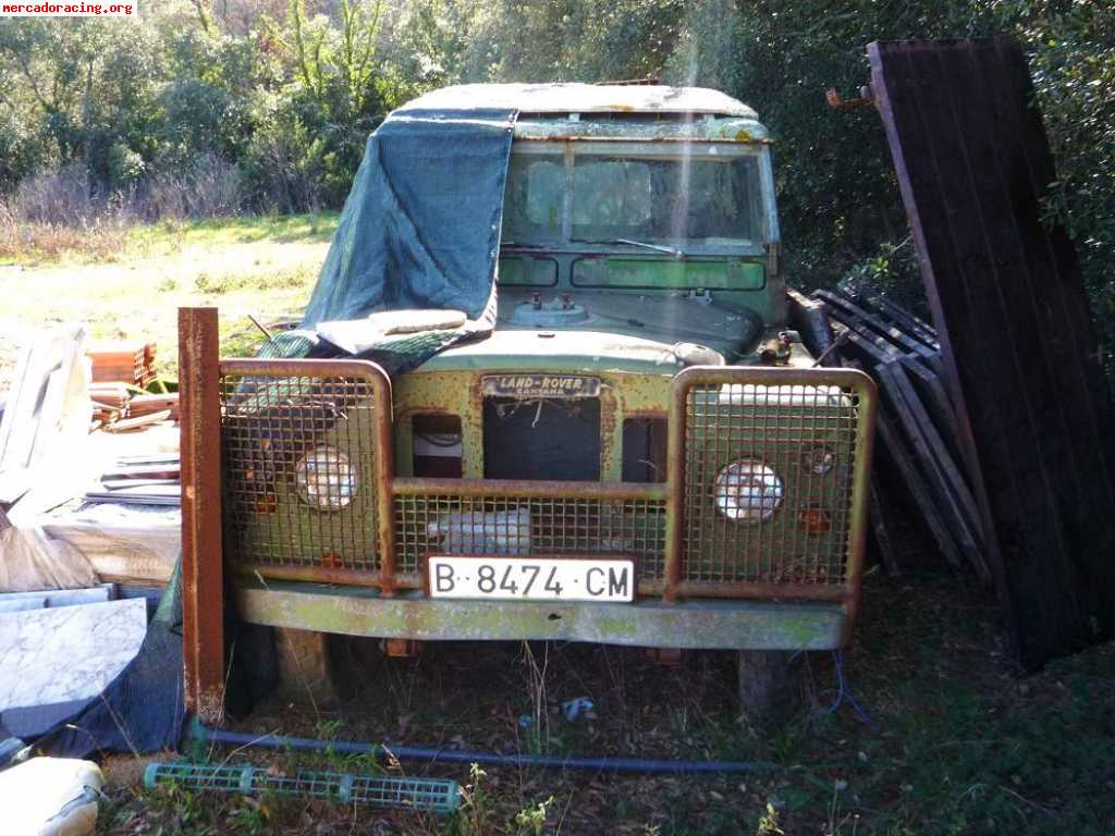 Se vende land rover santana 1975