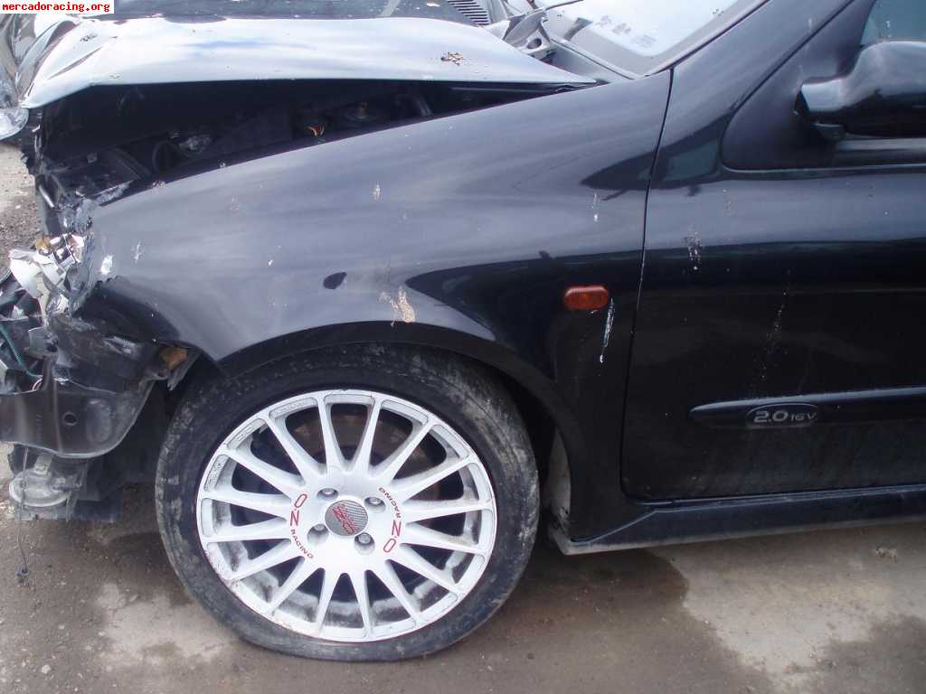 Siniestro clio sport 2.0 172cv