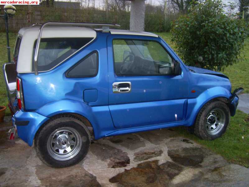 Vendo siniestro jimny 1.3 16 v