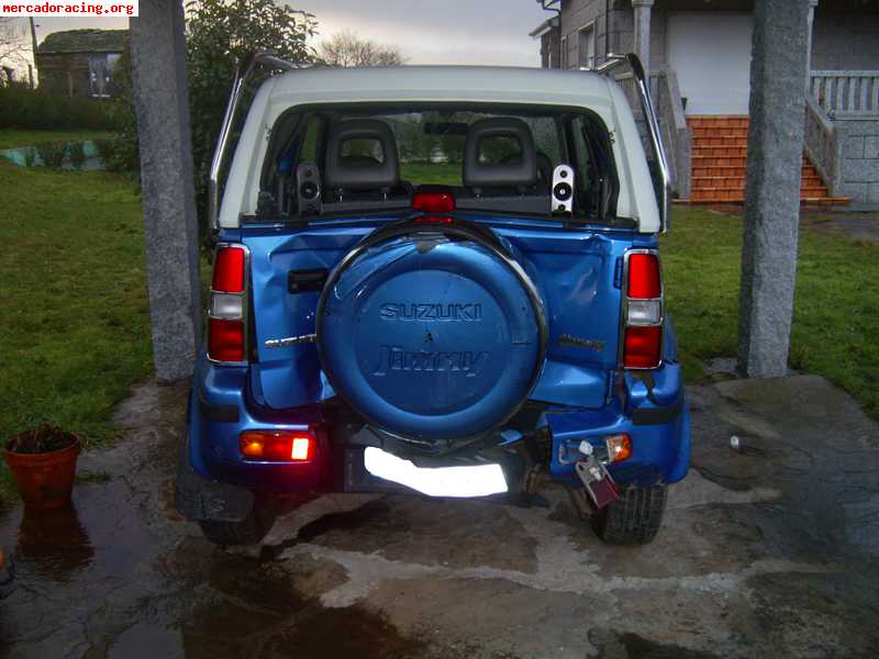 Vendo siniestro jimny 1.3 16 v