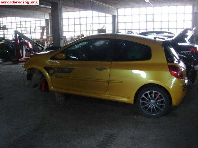 Clio f1 team