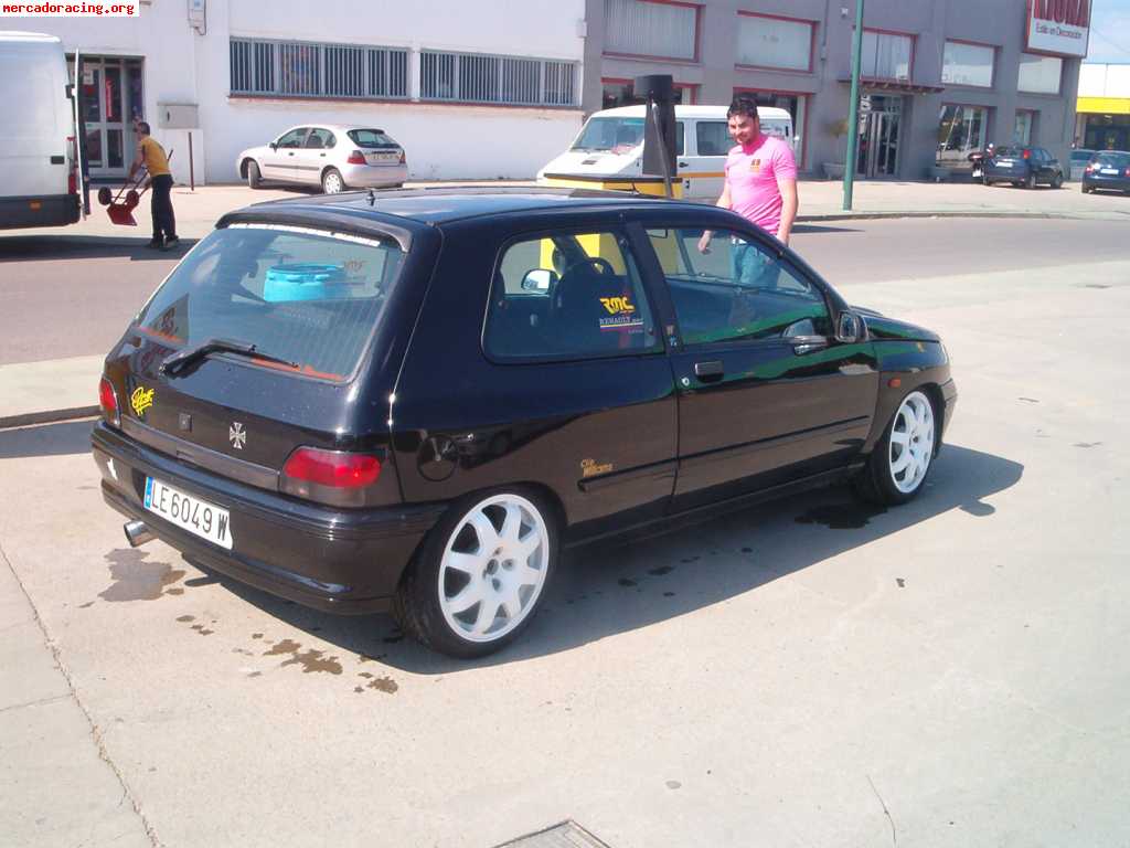 Clio williams