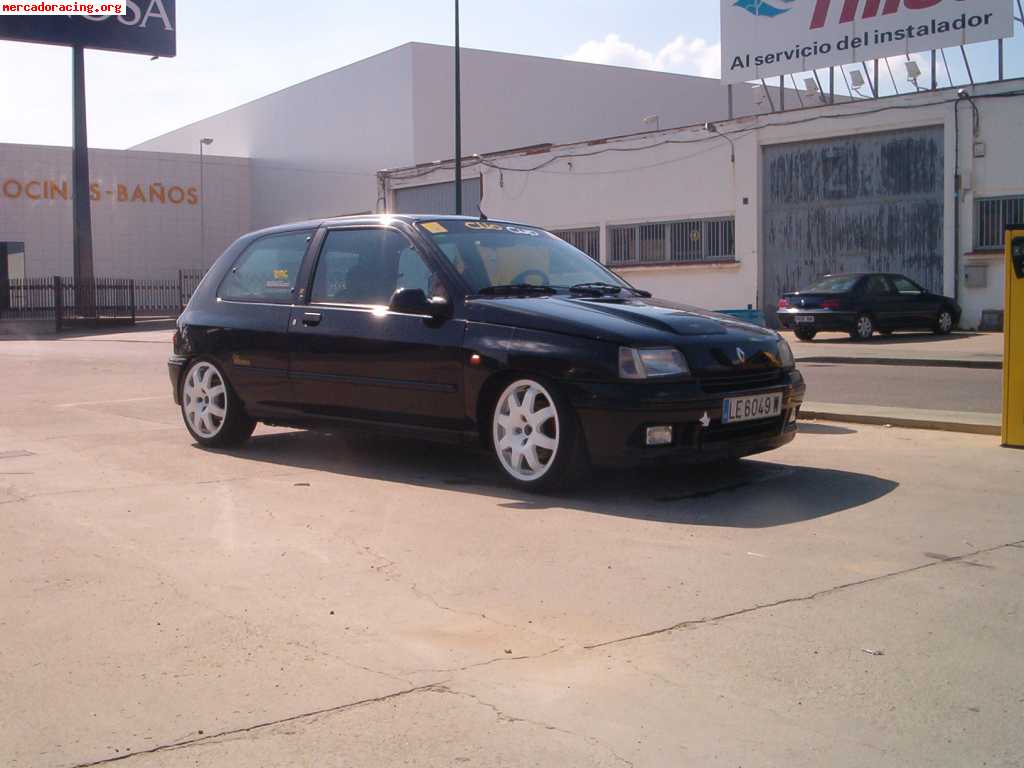 Clio williams