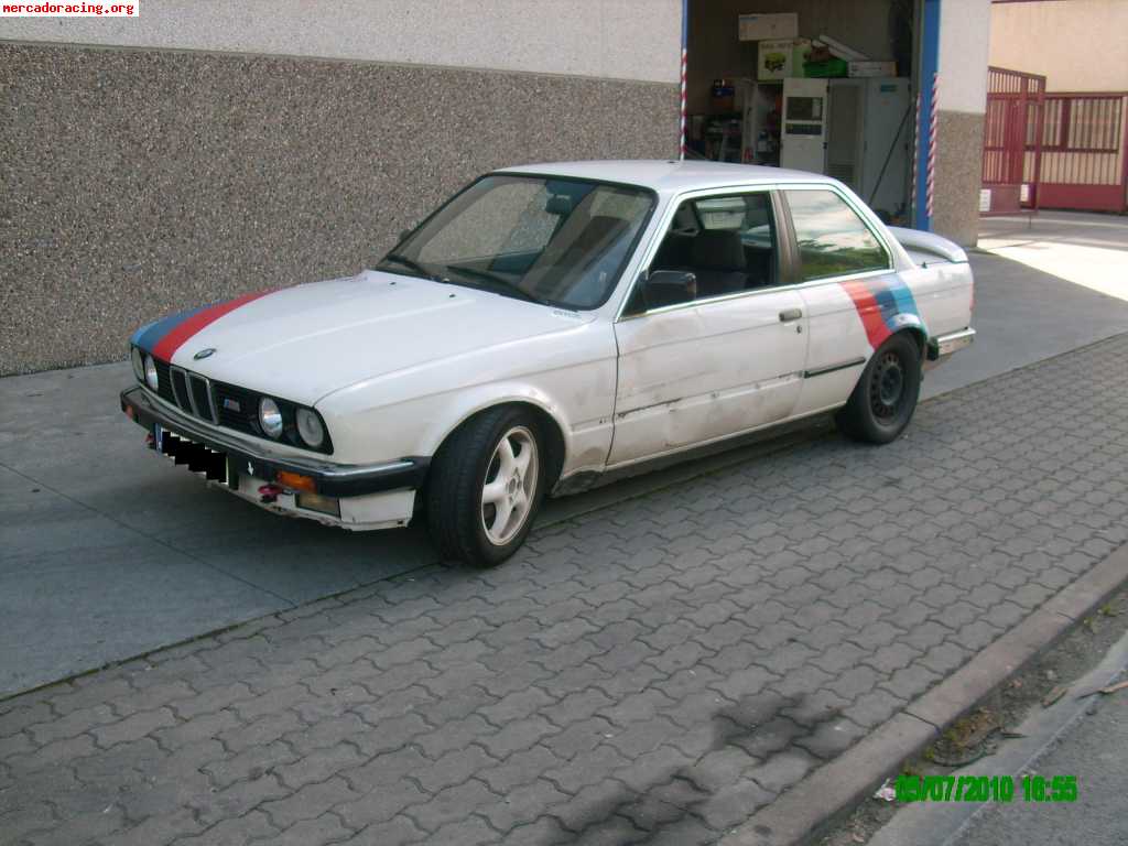 Se vende 320i e30