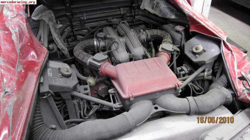 Ferrari 348 siniestrado