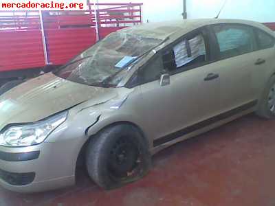 Vendo citroen c4 con golpe en rueda del conductor y techo o 