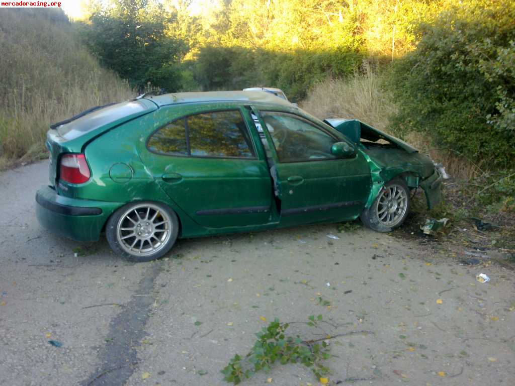 Despieze de renault megane 1.6 16v año 2000