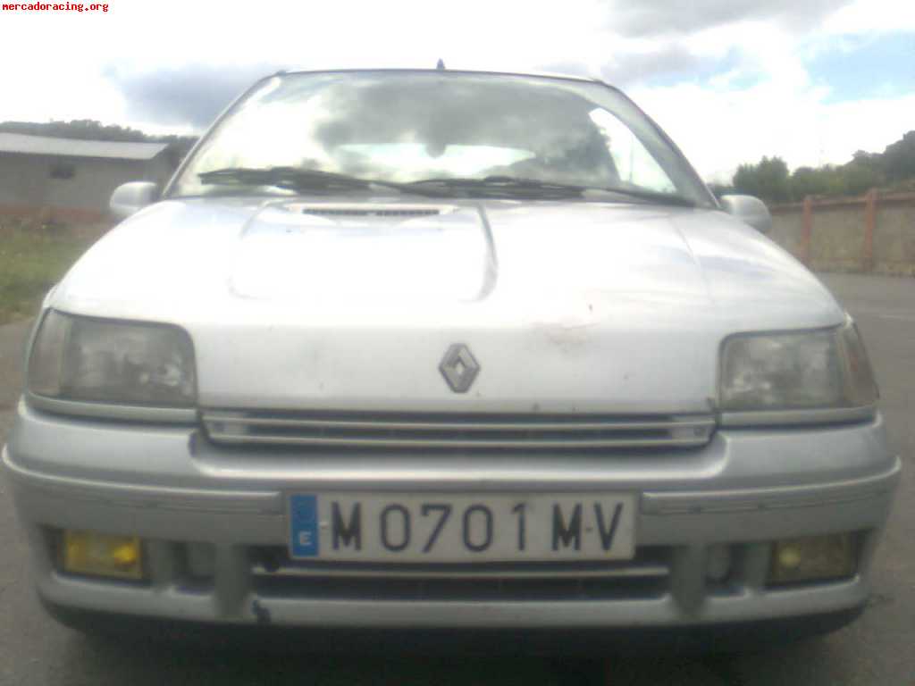 Vendo clio 16v 1000 euros 