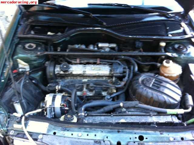 Renault r 19 con golpe de chapa 500€