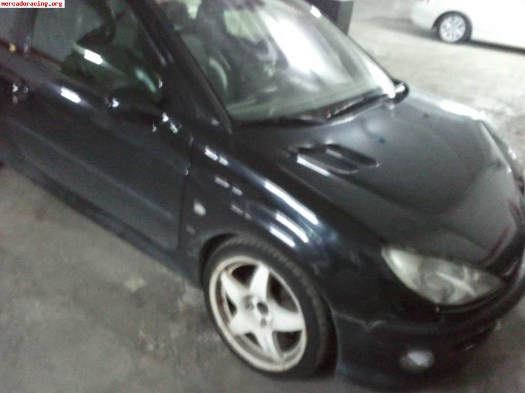 Se vende siniestro 206 gti año 2003