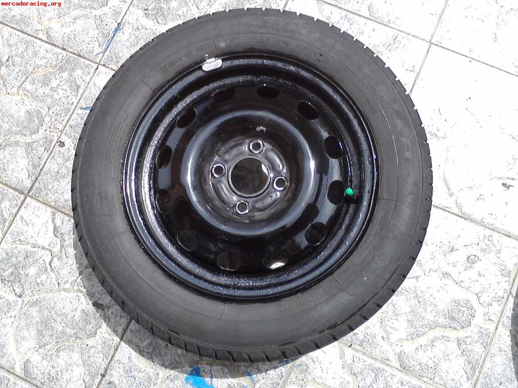 Ford - 4 neumáticos goodyear   4 llantas