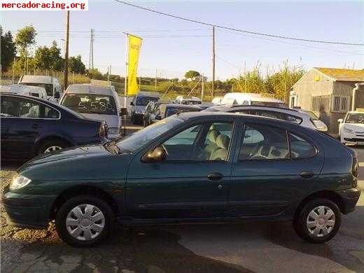 Despiedce renault megane 1.9d rn de 4 puertas color verde