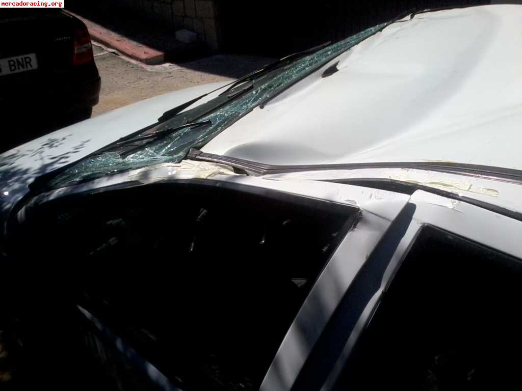 Renault clio 1.8s para piezas 350 euros