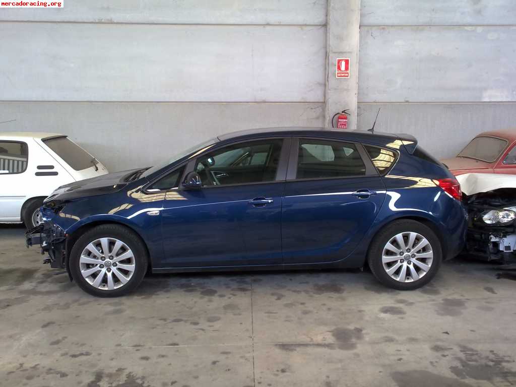 Opel astra 1.7 cdti año 2011