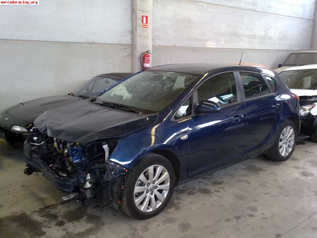 Opel astra 1.7 cdti año 2011