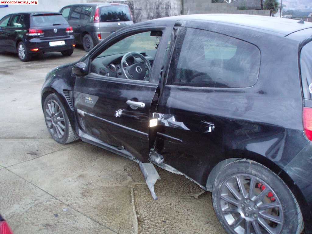 Renault clio sport f1 team 