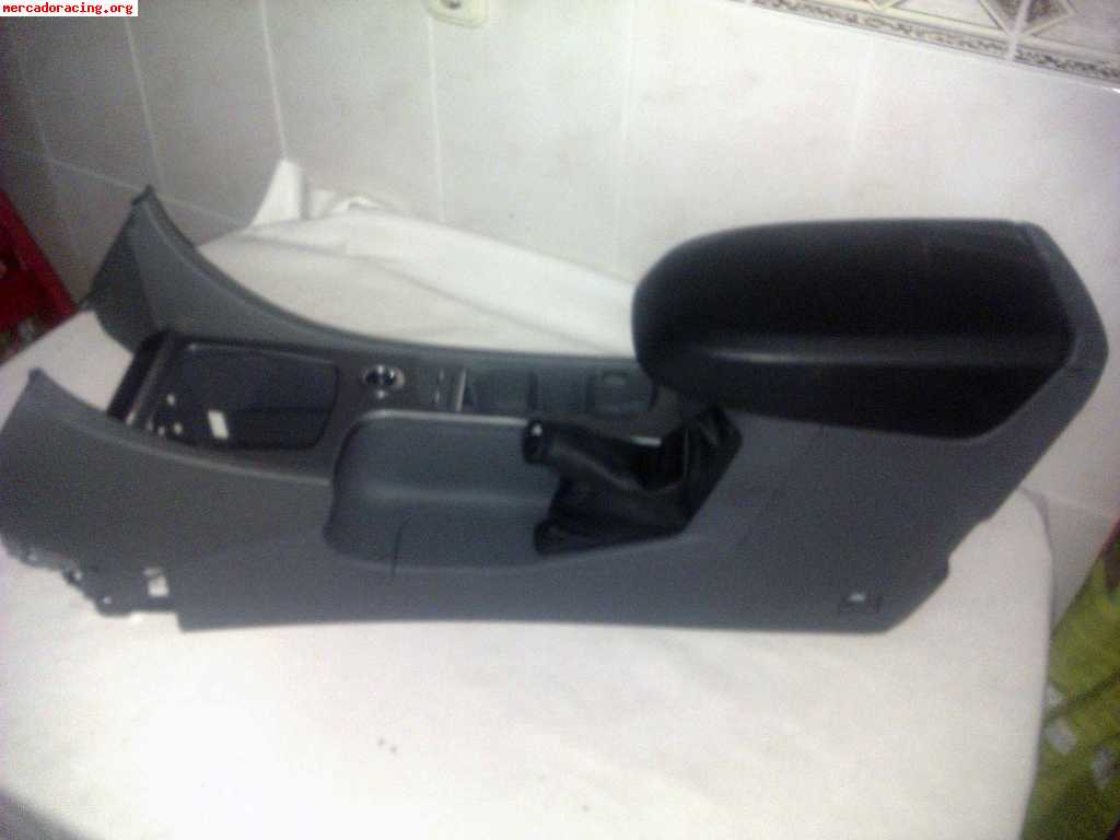 Despiece interior ford focus 2008