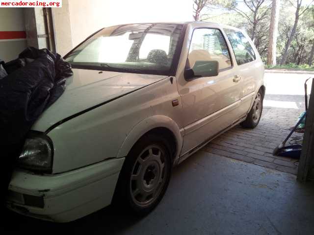 Se vende golf gti