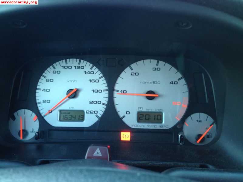 Seat ibiza gttdi 110 con 163000 reales con libro