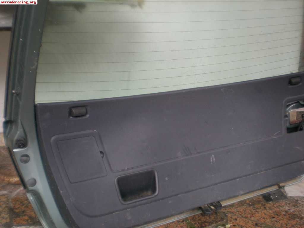 Se venden portones traseros de golf 4 y ibiza 2004