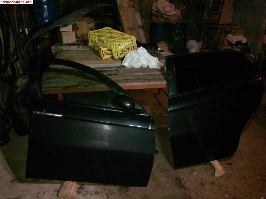 Se venden piezas de alfa 147, puertas, capot , defensa etc e