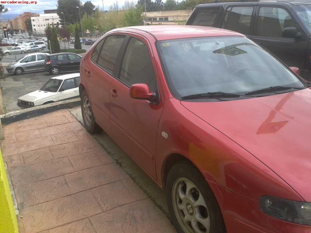 Vendo seat leon entero o a piezas