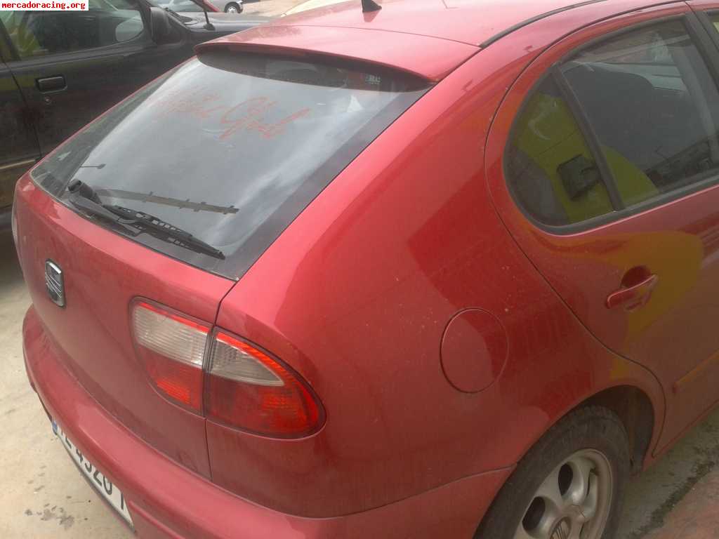 Vendo seat leon entero o a piezas