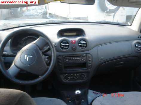 Citroen c 3 con golpe