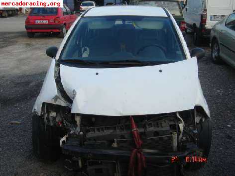 Citroen c 3 con golpe