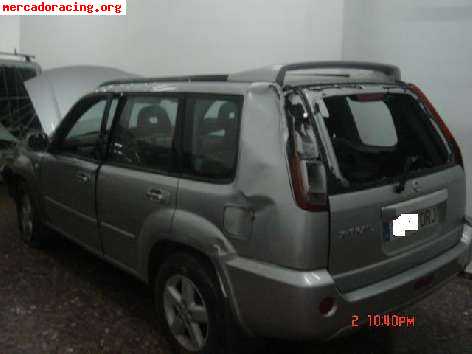 Nissan x trail con golpe tenemos dos hacemos lote