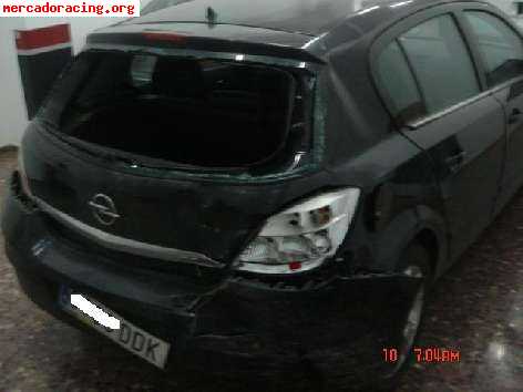 Opel astra con golpe