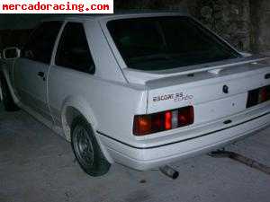 Vendo ford escort  rs turbo  sin motor ni caja.