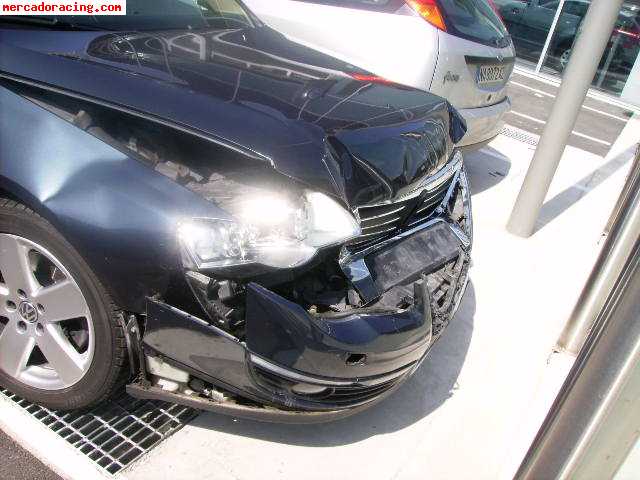 Volkswagen passat 4p 2.0 tdi highline con golpe