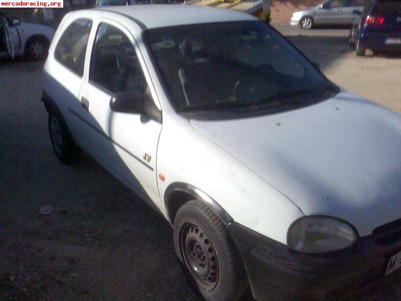 Opel corsa 1.4 (1994)  200€