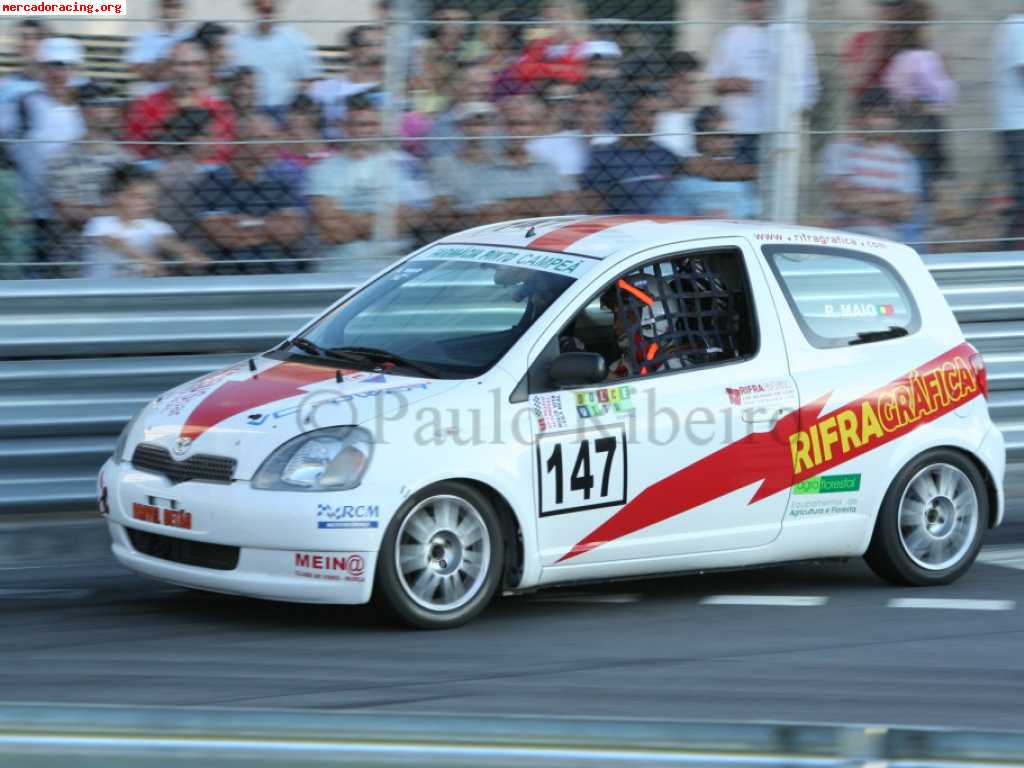 Vendo toyota yaris cup