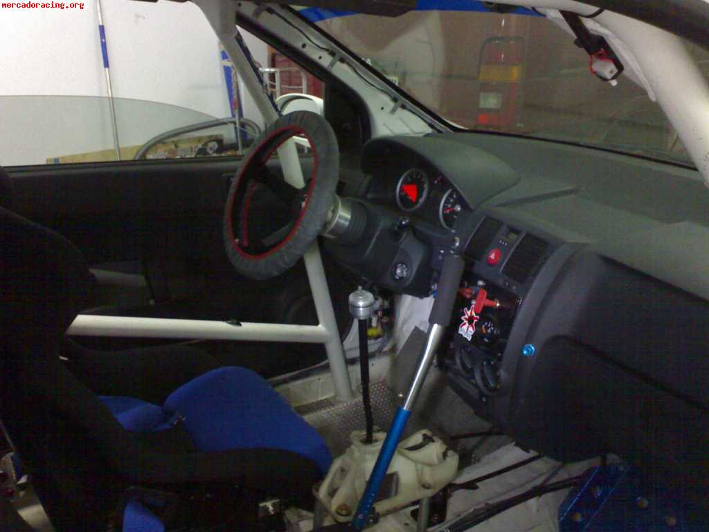 Vendo o alquilo hyundai getz de la copa de rallies de canari