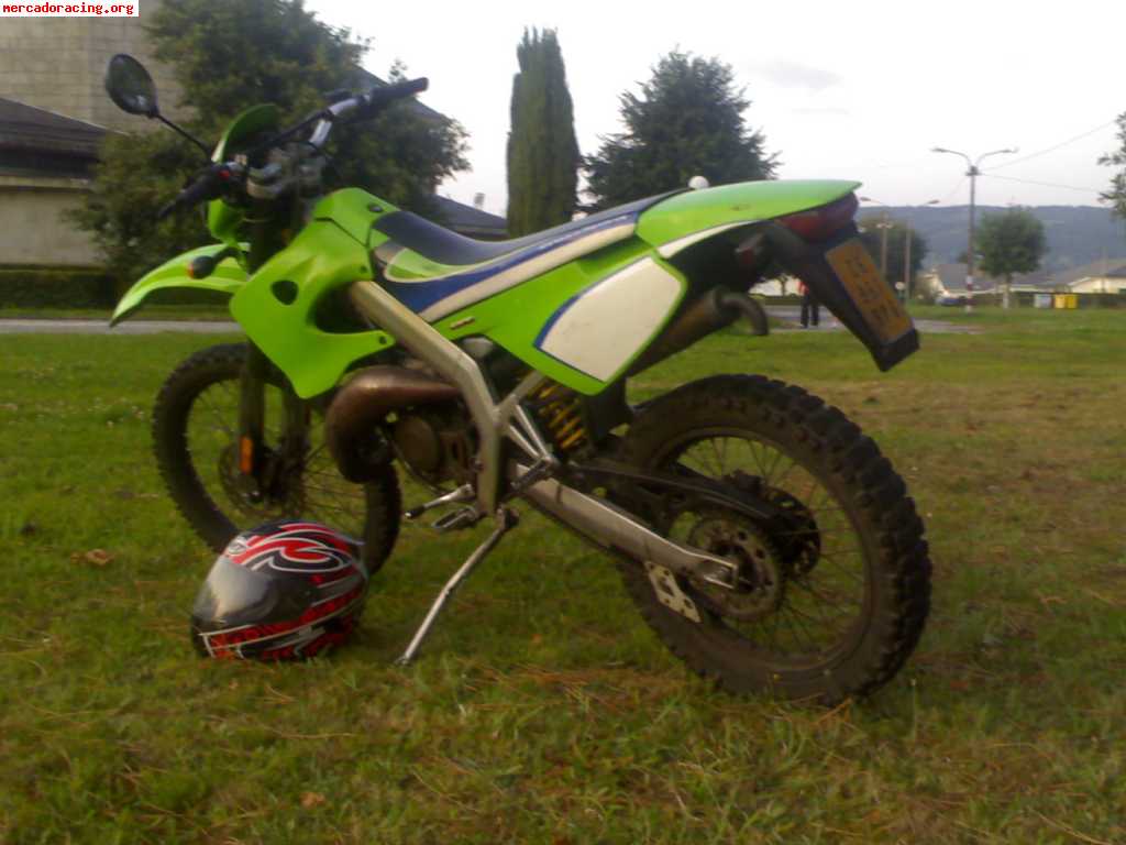 Vendo derbi senda r 2000