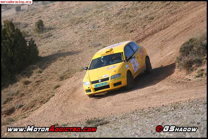 Vendo o camvio por coche de calle fiat estilo gr-a 