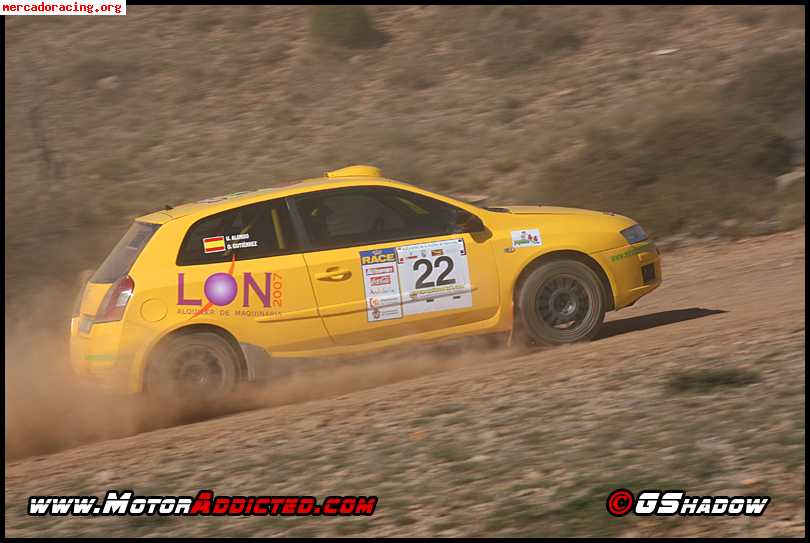 Vendo o camvio por coche de calle fiat estilo gr-a 